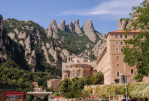 Santuarios, monasterios, Sagrada Familia: (Barcelona, Montserrat)